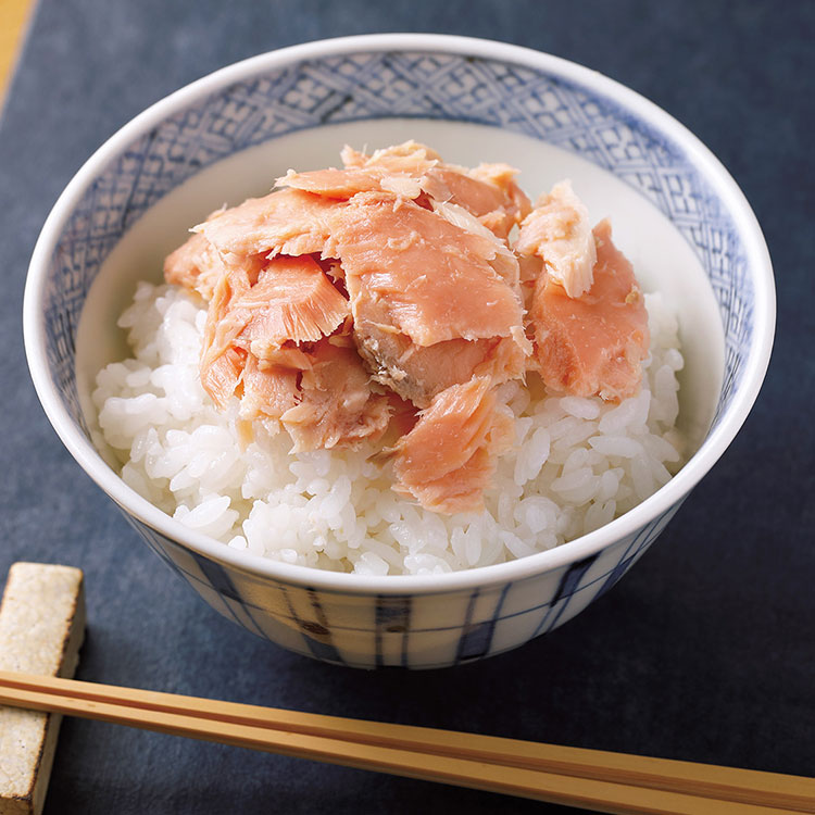 オホーツク秋鮭の山漬け　ほぐし身