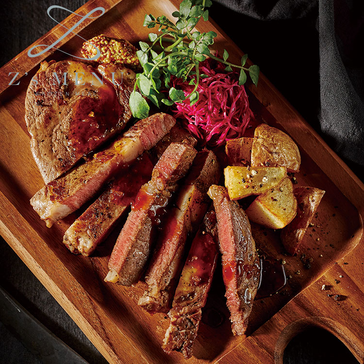 リブロースステーキ　オニオンソースを添えて