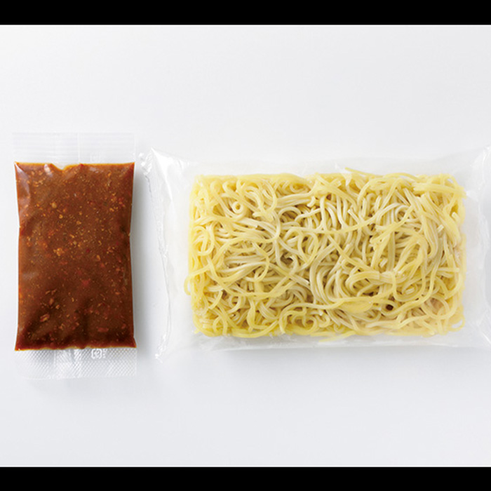 四川風汁なし担々麺