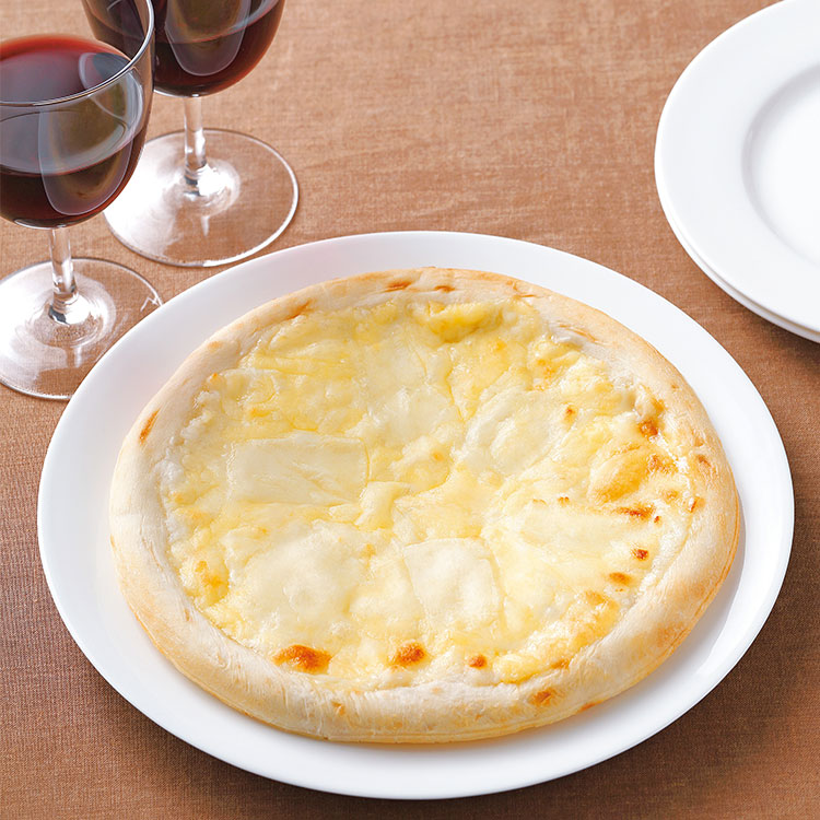 ３種のチーズピザ