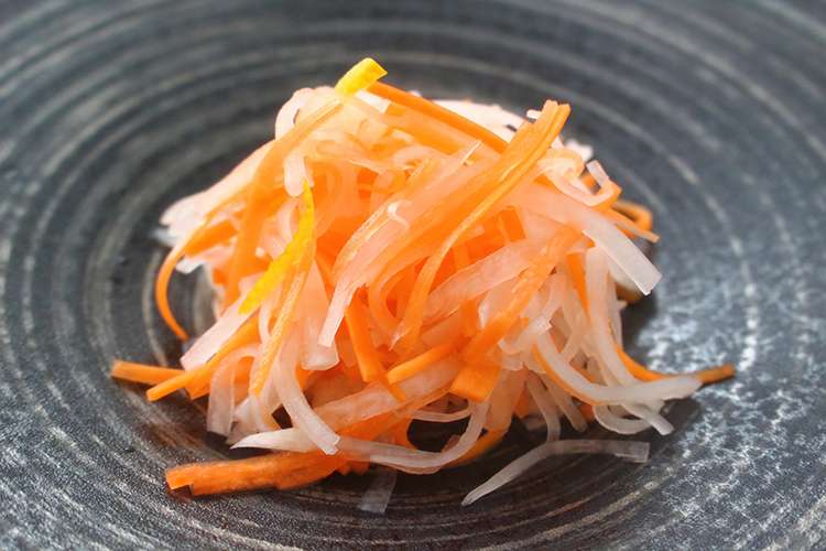 写真:おせち料理 紅白なます