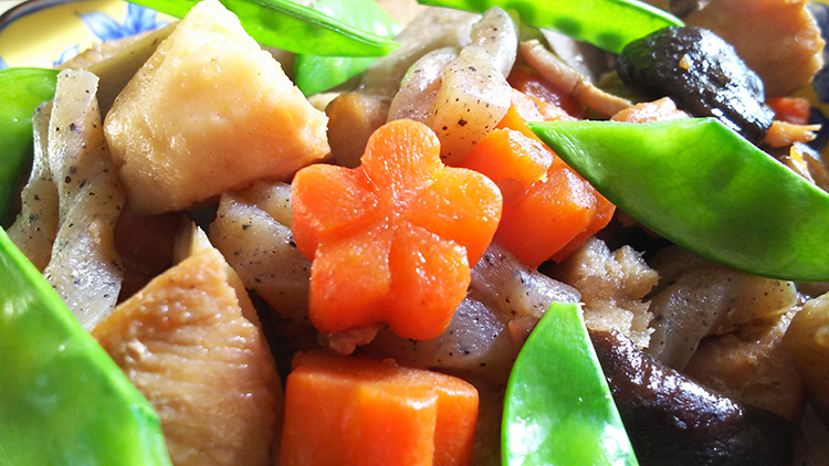 写真:おせち料理 煮しめ