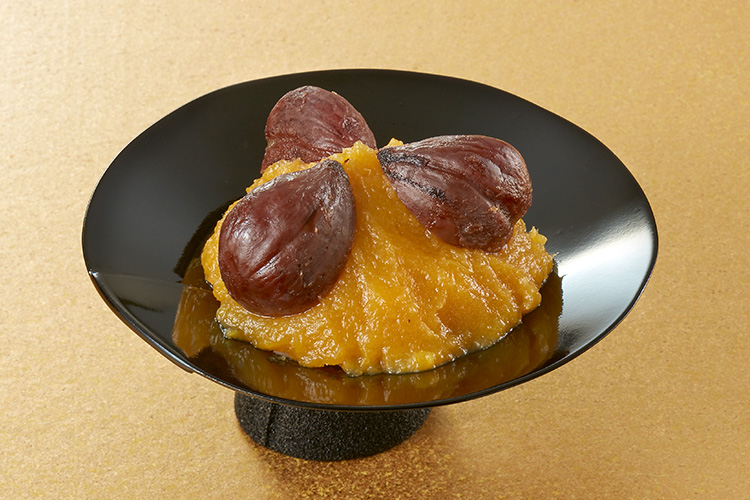 写真:余ることが多いおせちの品目