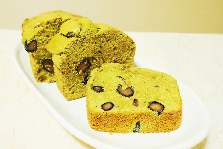 写真:黒豆のパウンドケーキ