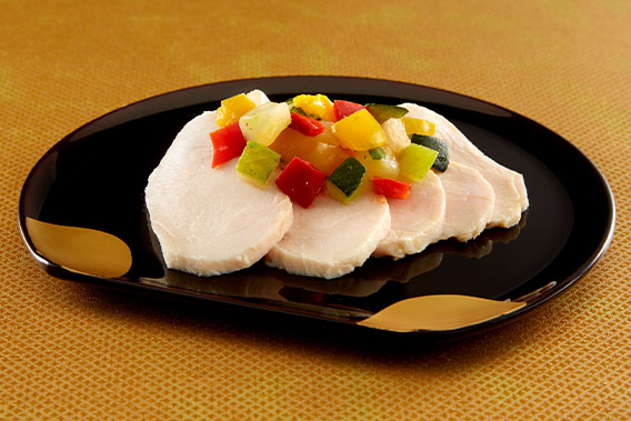 画像：鶏むねのハム彩り野菜サラダ