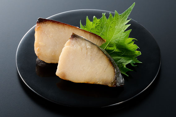 画像：寒さわら塩麹味噌焼