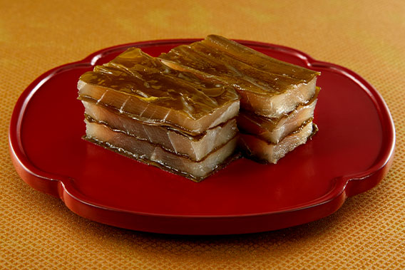 画像：黒かじきの昆布〆